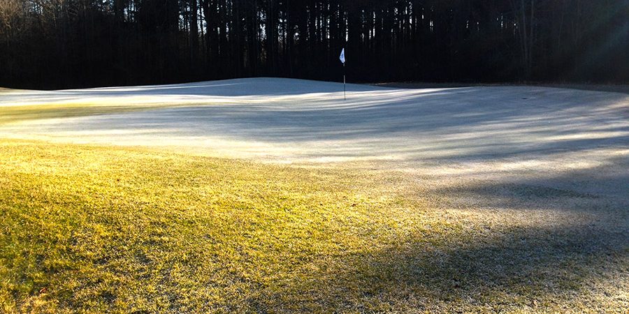 Raureif_Schloss_Egmating